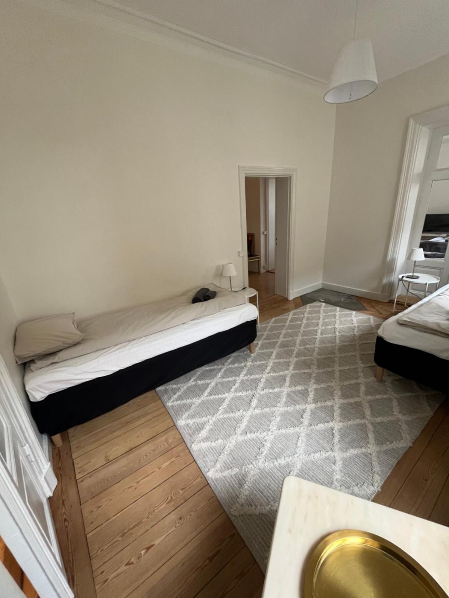 Home Inn Mrt19 Stokholm Dış mekan fotoğraf